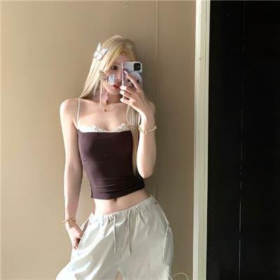 女管家